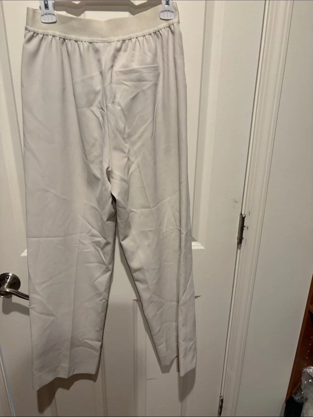 Women pants off white